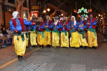 Desfile de Gala Moros y Cristianos Dénia 2016 – Filà Amiries