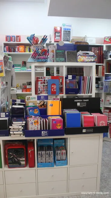 Bolis, agendas y accesorios Delta