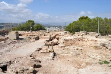 Excavaciones en el Castillo de Dénia