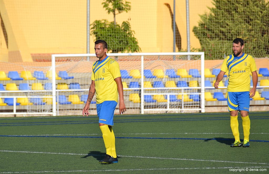 Javi junto a Cabe dos de los fichajes del Dénia