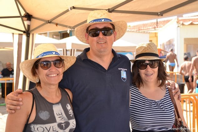 juan vicente llull junto a las ediles eva ronda y marian tamarit