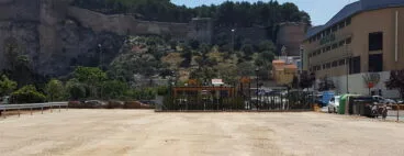 nuevo aparcamiento en la avenida miguel hernandez