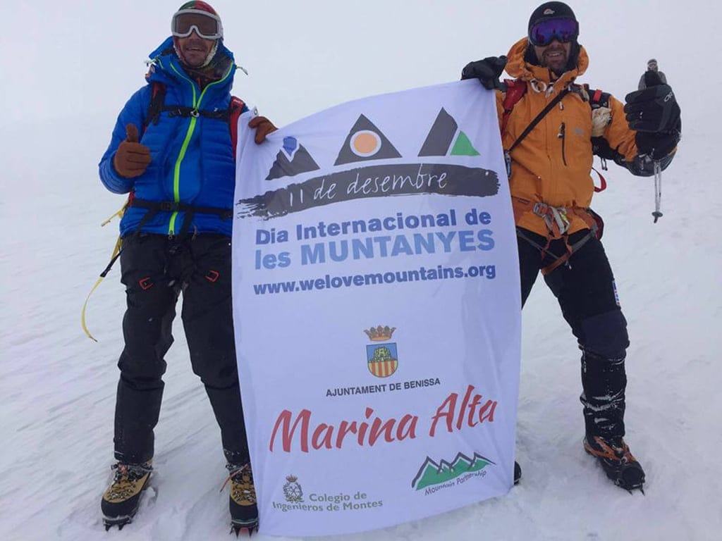Pepe Ivars en la cima del Elbrus