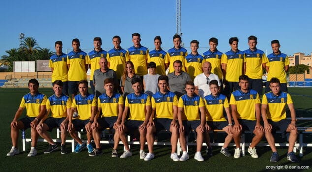 plantilla del cd denia juvenil a en la presentacion 1