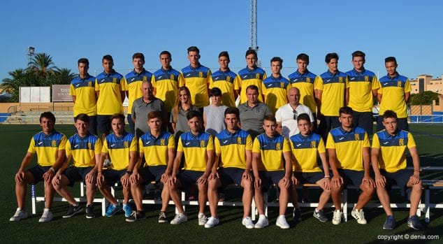 plantilla del cd denia juvenil a en la presentacion