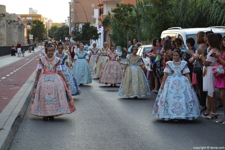 recepcion-de-invitados-a-la-presentacion-de-las-falleras-mayores-de-denia-llegada