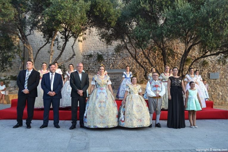 recepcion-de-invitados-a-la-presentacion-de-las-falleras-mayores-de-denia-cortes-de-honor