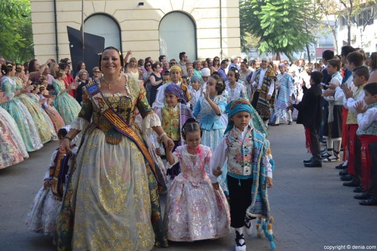 Presentación infantil Campaments 2017 - Llegada de la comisión