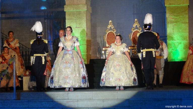 presentacion-falleras-mayores-denia-2017-ines-alacreu-y-mar-cabrera