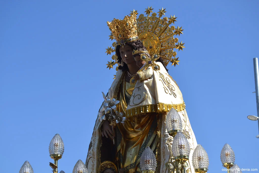La Peregrina en Dénia – Virgen de los Desamparados