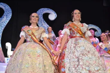 Presentación falla Centro 2017 – Marta Fernández e Inés Alacreu