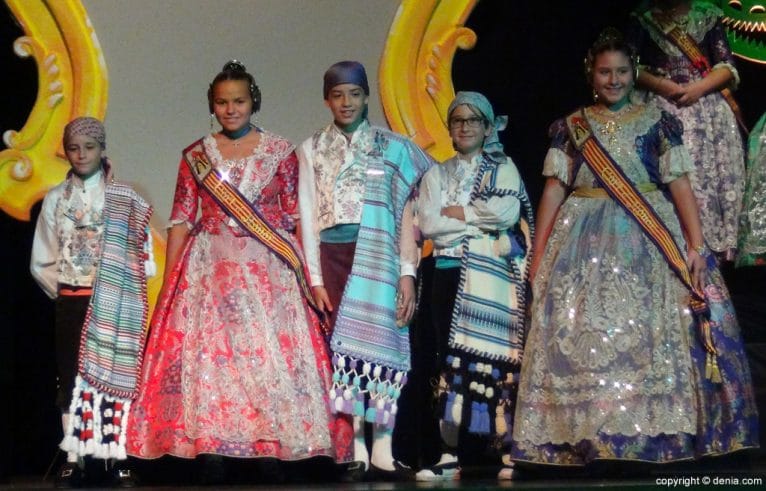 Presentación infantil Campaments 2017 - Comisión