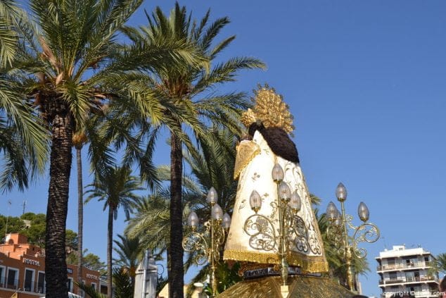 23 la peregrina en denia procesion a san antonio
