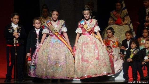 24 presentacion infantil falla diana maria y gisela