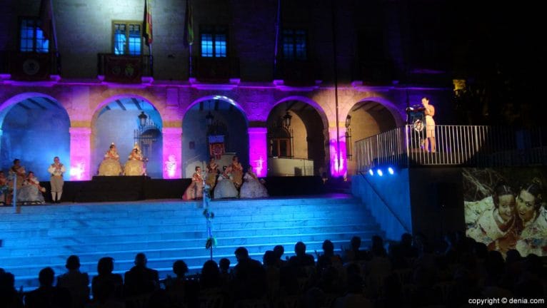 presentacion-falleras-mayores-denia-2017-exaltadora-maria-jose-gavila