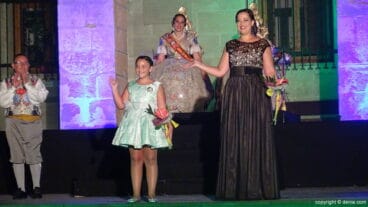 presentacion-falleras-mayores-denia-2017-pleitesia-falleras-mayores-de-denia-2016