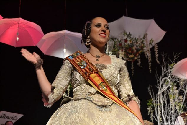 31 presentacion campaments 2017 ines alacreu