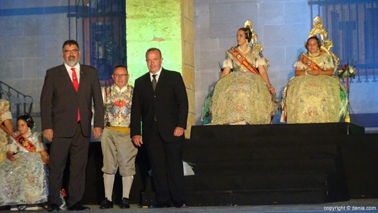presentacion-falleras-mayores-denia-2017-pleitesia-cofradia-de-sant-roc
