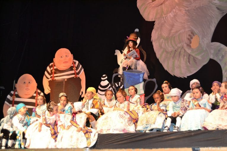 Presentación infantil Campaments 2017 - Corte de honor infantil