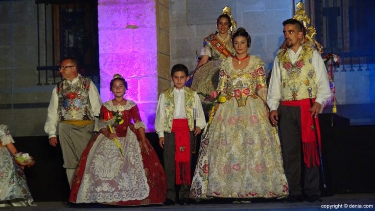presentacion-falleras-mayores-denia-2017-pleitesia-falla-camp-roig