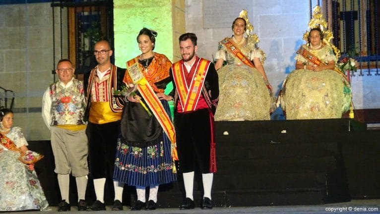 presentacion-falleras-mayores-denia-2017-representantes-de-la-fiesta-de-la-vendimia-de-jumilla