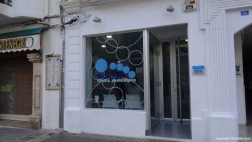 fachada clinica estevez
