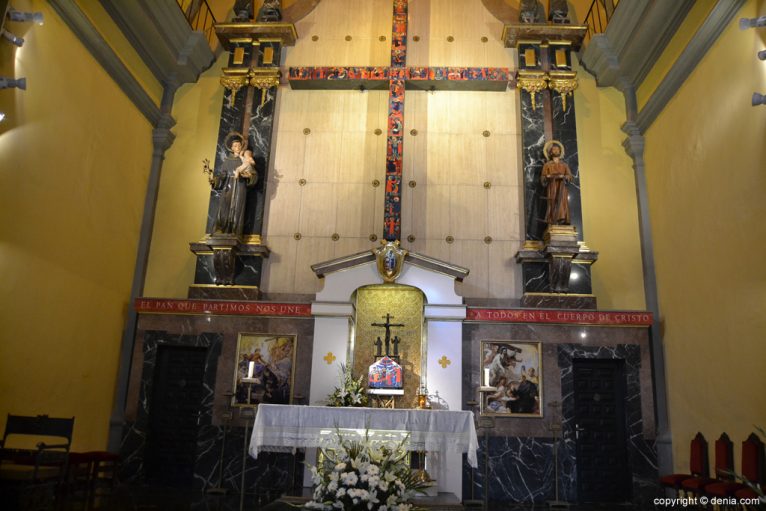 Altar of the Church of San Antonio