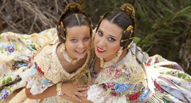 ines alacreu junto a mar cabrera