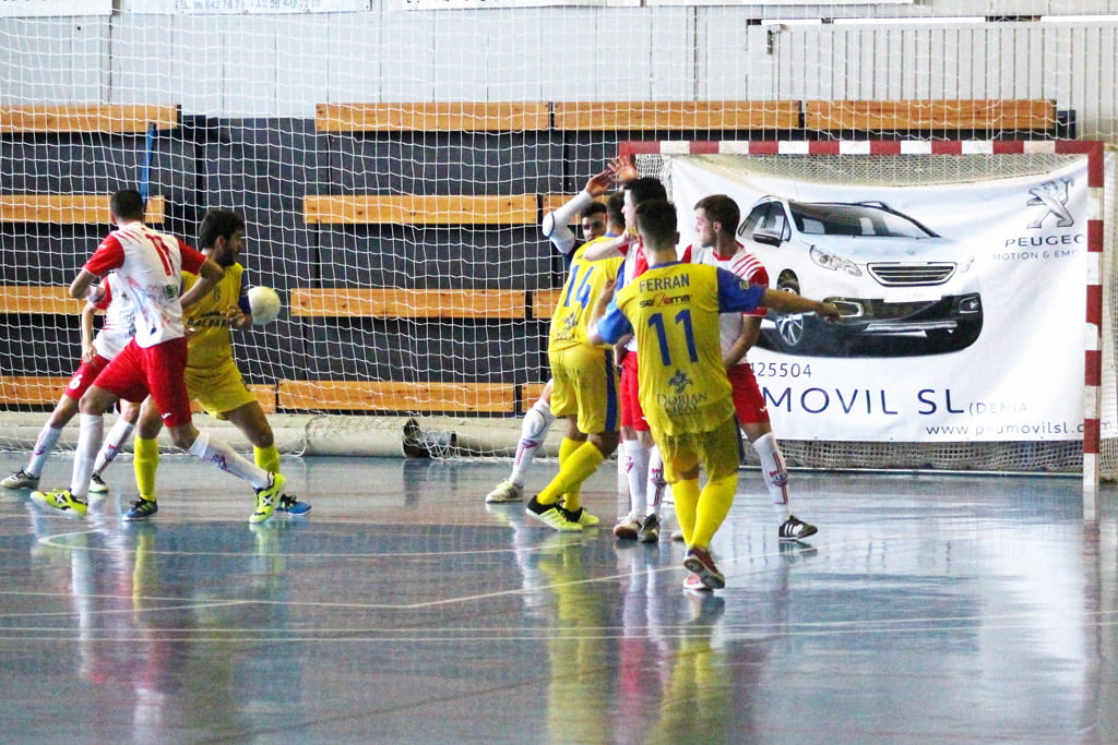 Momento del partido del Dénia Futsal contra el Leganés