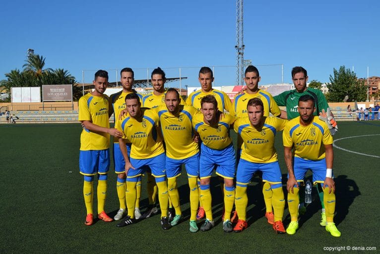 Once del CD Dénia que se midió a la UE Tavernes