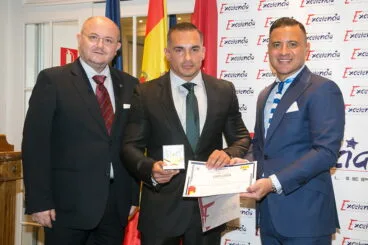 premio del instituto para la excelencia profesional