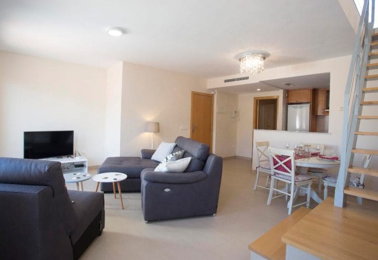 Salón y comedor del Ático limasol Quality Rent a Villa