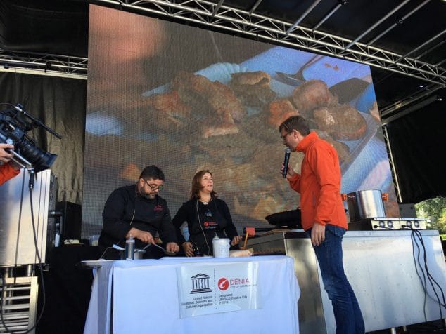 showcooking 2 con bati de restaurante el marino y cristina selles pta aehtma festival gastronomico y de alimentacion bergen matfestival