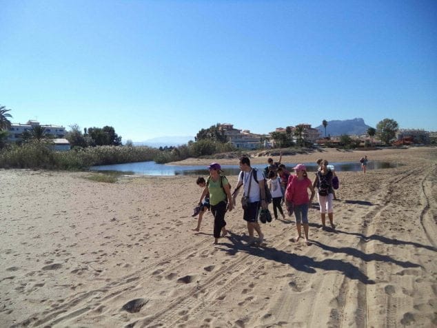 Las rutas medioambientales de Dénia reunieron este verano a 250 personas 7 visitas a las dunas