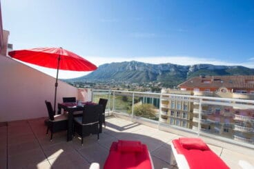 vistas al montgo quality rent a villa
