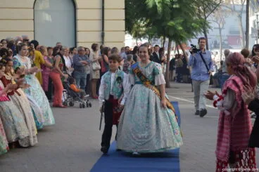 Presentación infantil falla Saladar 2017 – Cargos 2016