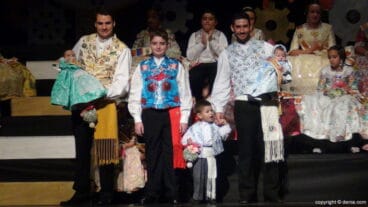 09 Presentación infantil falla Saladar 2017 – Comisión infantil