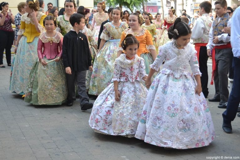 Presentación infantil falla Centro 2017 - Llegada de la comisión
