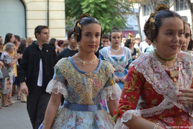 Presentación infantil falla Centro 2017 - Llegada de la comisión