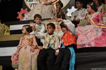 Presentación infantil falla Saladar 2017 – Comisión infantil