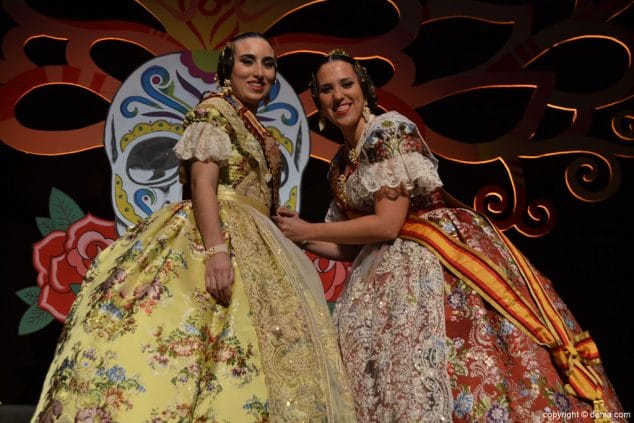26 presentacion falla diana 2017 ines alacreu y andrea lozano