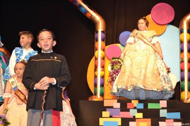 35 presentacion infantil falla centro 2017 lucia y manuel