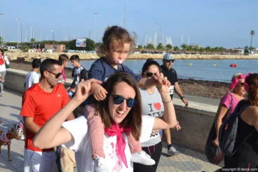 IV Caminata por el Día Mundial del Cáncer de Mama Dénia – familia