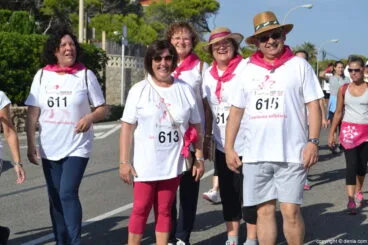 IV Caminata por el Día Mundial del Cáncer de Mama Dénia – participantes