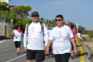 IV Caminata por el Día Mundial del Cáncer de Mama Dénia – llegando al final