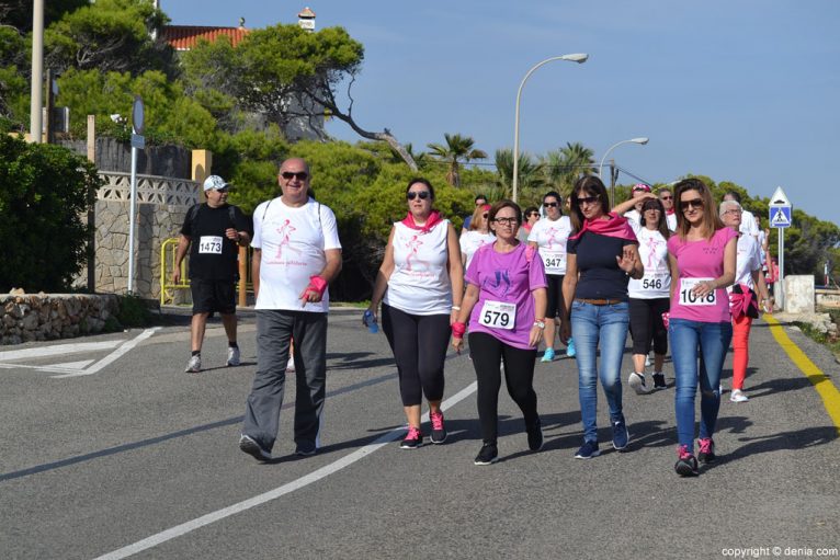 IV Caminata por el Día Mundial del Cáncer de Mama Dénia - llegando al final