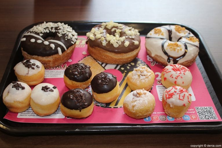 Cronuts Doopies & Coffee Denia