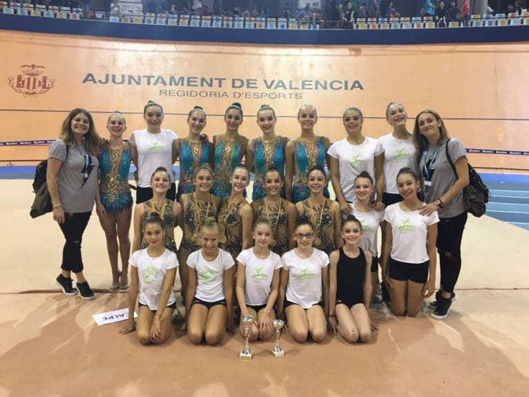 Gimnastas dianenses y calpinas en el autonómico de conjuntos
