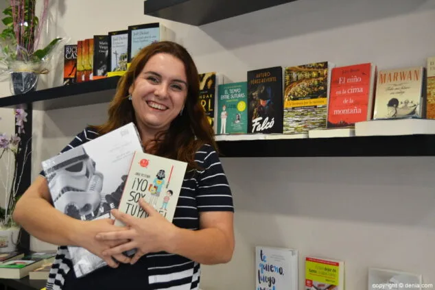 Nube de Magallanes, el rincón literario que te invita a olvidarte de la prisa 4 isabel ferrando propietaria de nube de magallanes