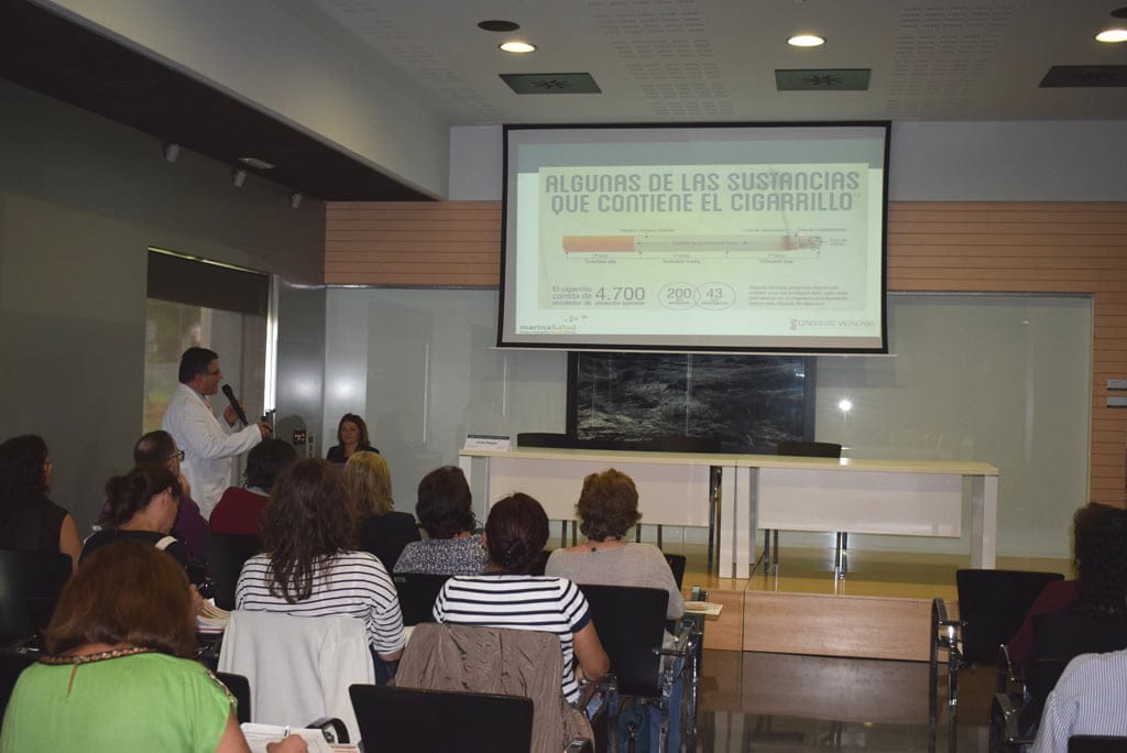 Jornada sobre tabaquismo en el Hospital de Dénia